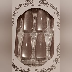 ⭐️Sz. MED, CAT EYE, TANISH-CREAM/GRAY, LONG, SQ TIP, LIGHT SPARKLE NAILS!